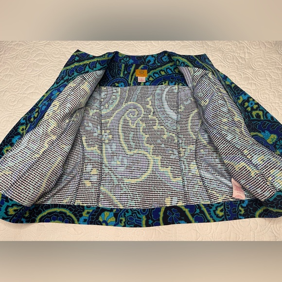 Jacket - Picture 4 of 8